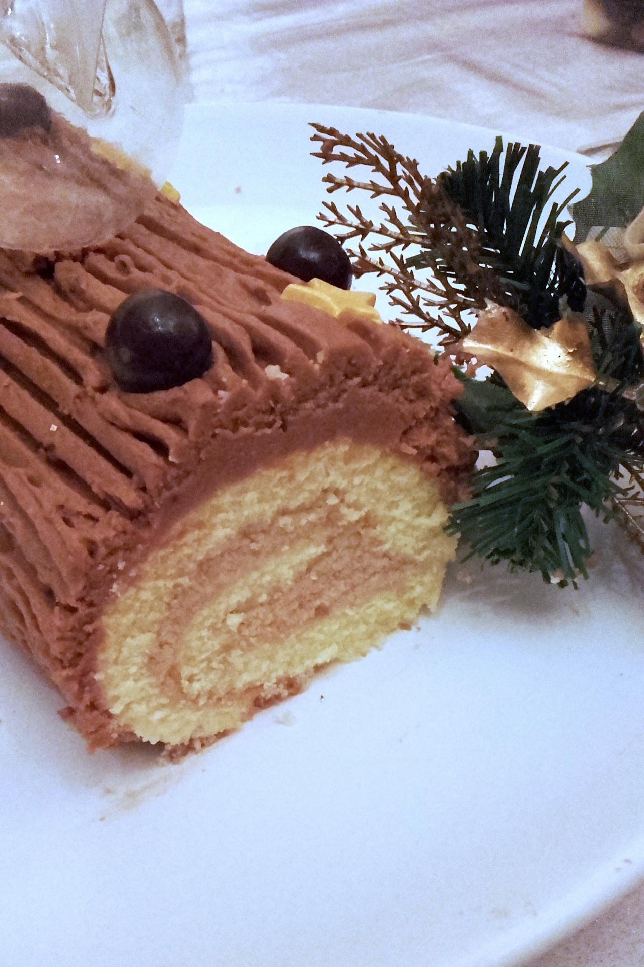 Bûche de Noël coeur marron, glaçage chocolat