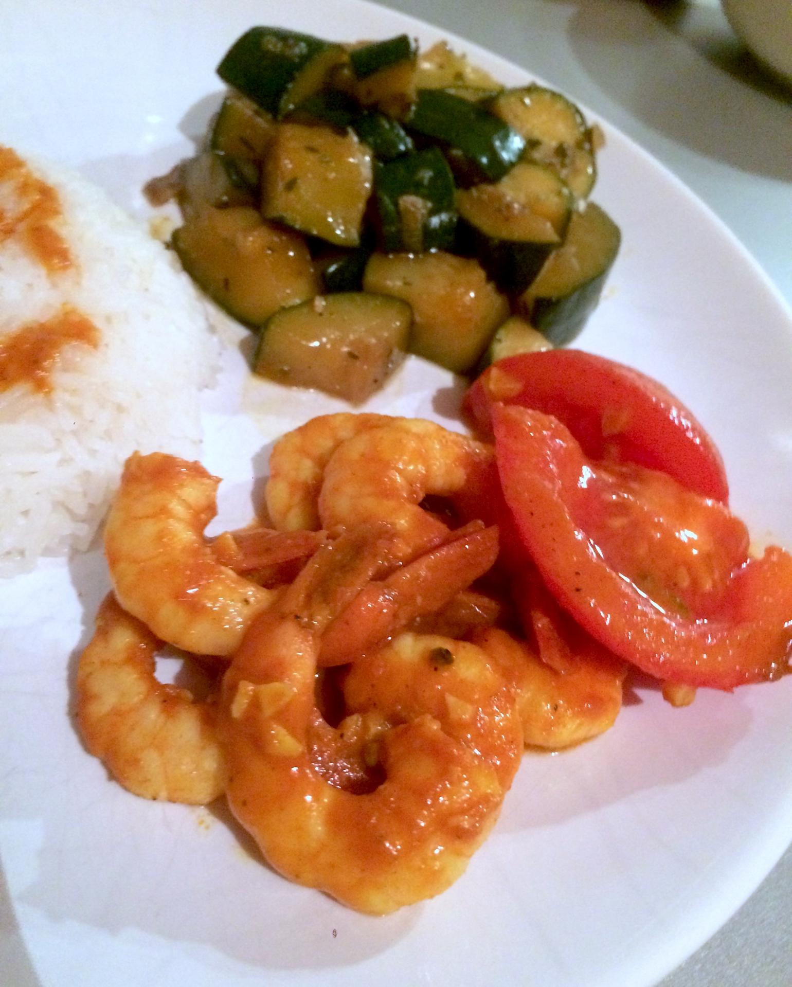 crevettes sautées à la tomate fraiche