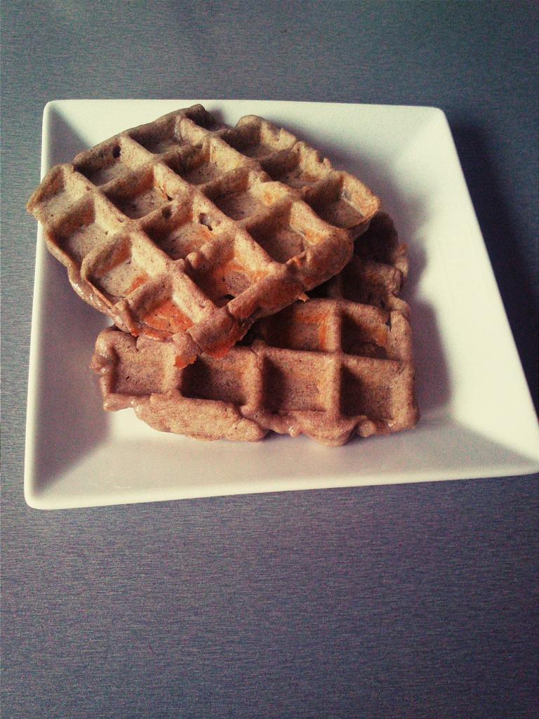 Gaufre au blé noir craquante et moelleuse à l'eau gazeuse