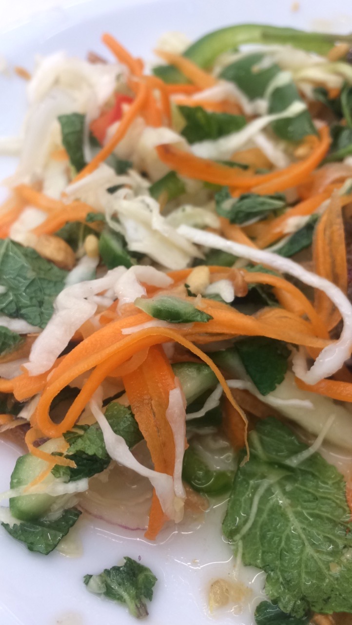 Salade vietnamienne au chou blanc