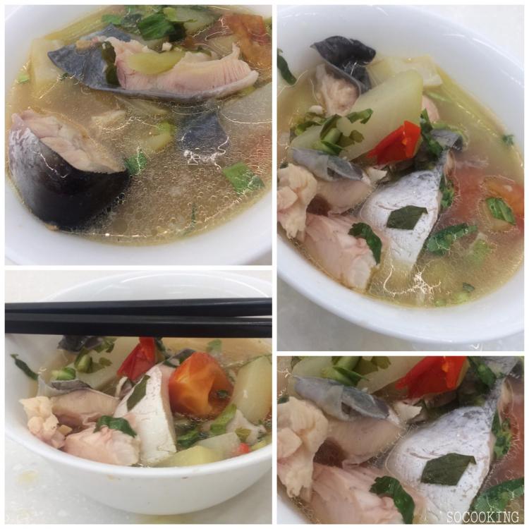 soupe de pangasiu acidulée au tamarin à la vietnamienne (Canh Ca Chua)