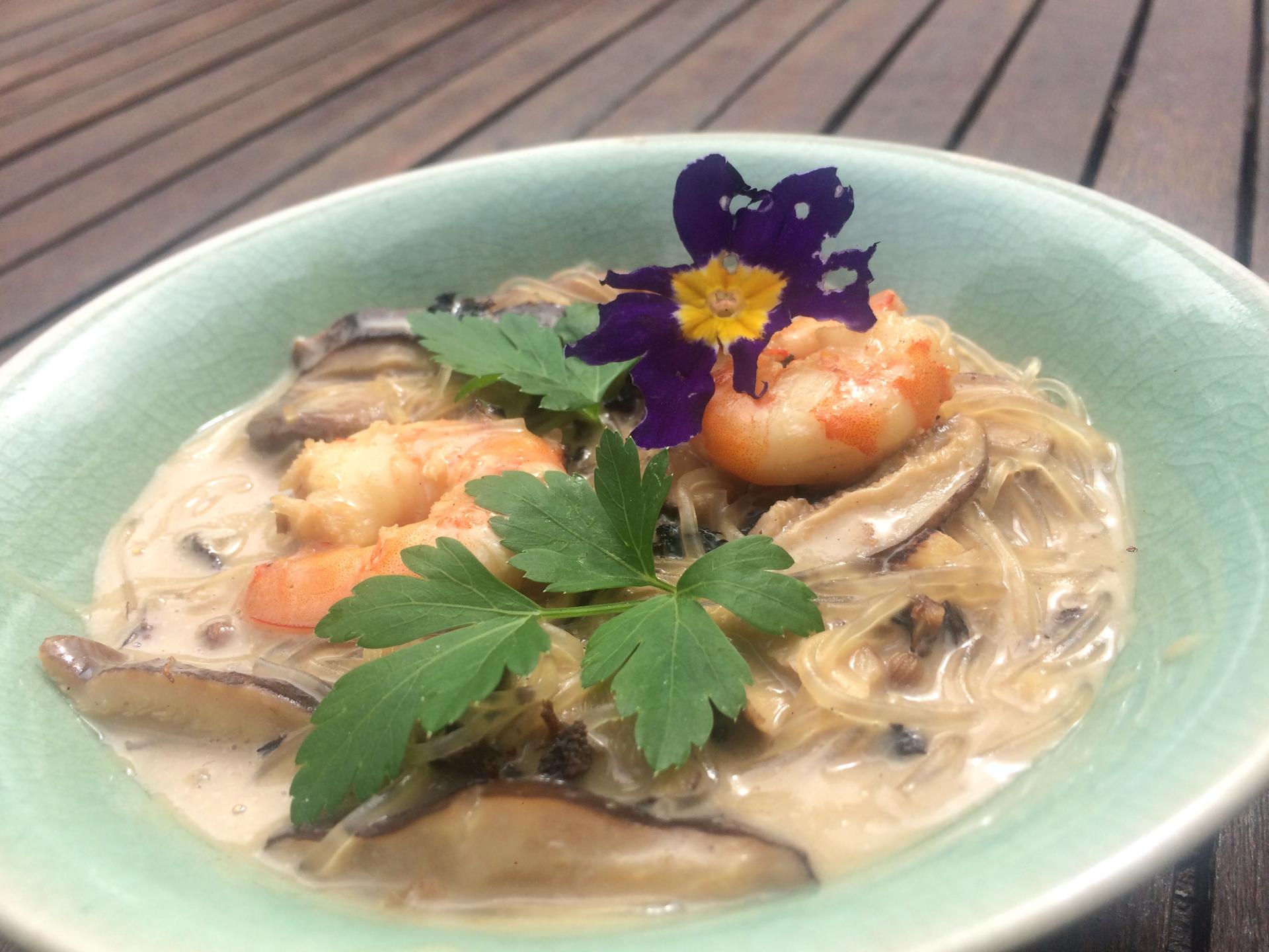 Soupe thaïlandaise coco crevettes